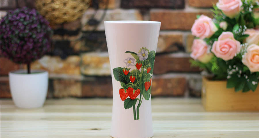 Fresh Strawberries White Ceramic Vases